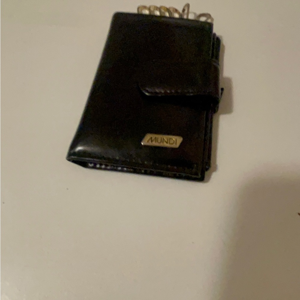 Mundi leather Kay holder in good conditions